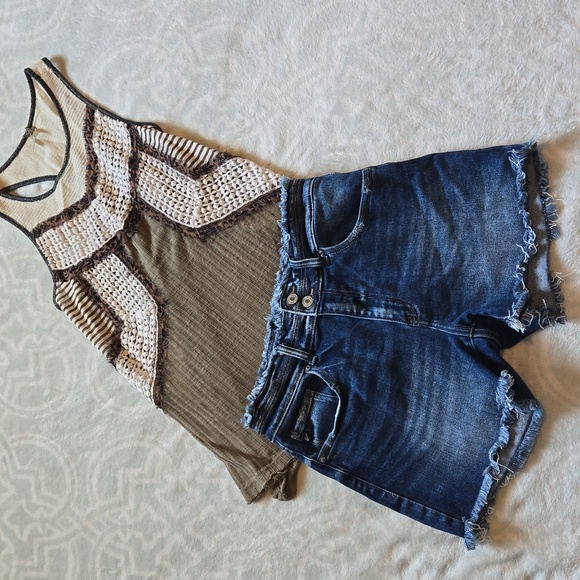 KanCan Pants - Kancan jean shorts size 28